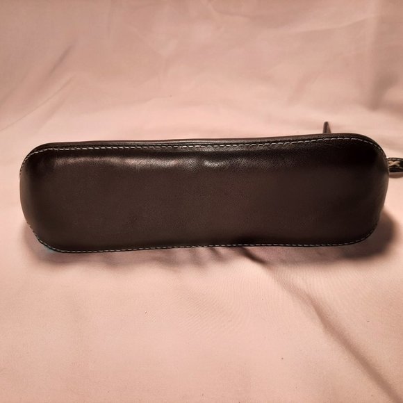 🥥🌴Isabella Fiore Seashell &  Coconut Baubles Wristlet / Makeup Bag - NWOT - Picture 6 of 6